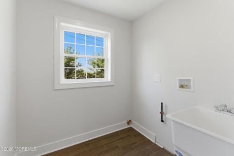 3 Lillian Street Fords NJ 08863