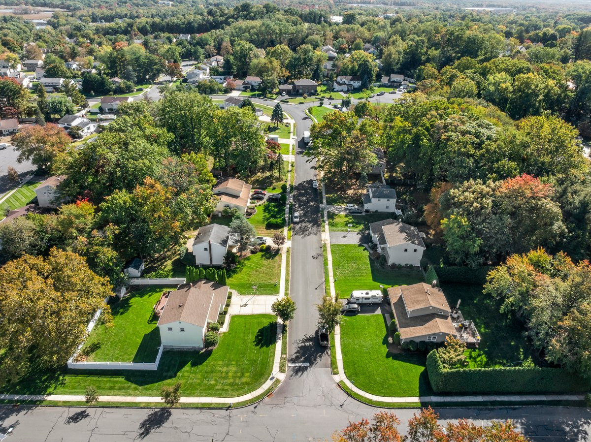 31 Edward Street East Brunswick NJ 08816