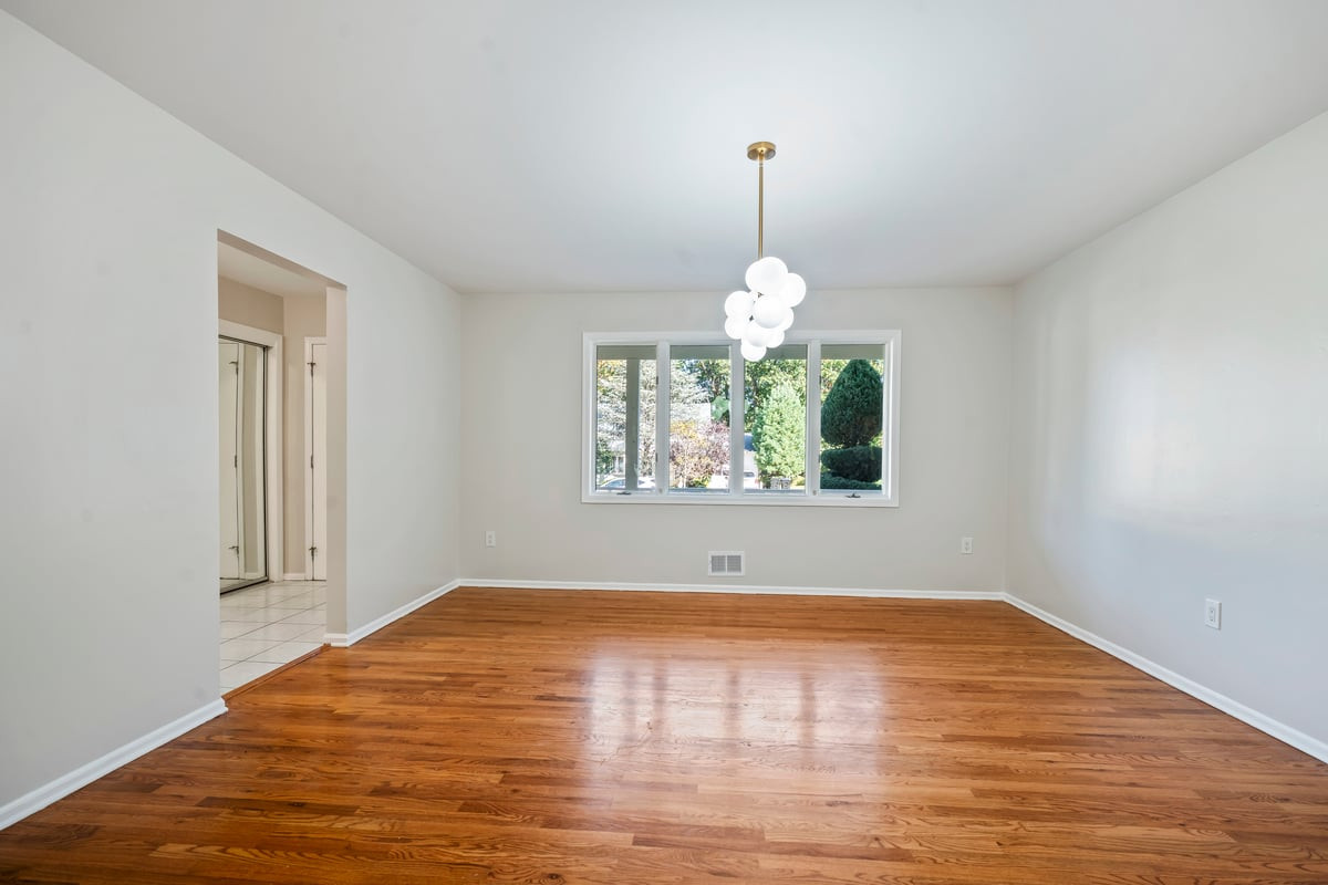 31 Edward Street East Brunswick NJ 08816