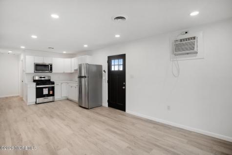 103 S Binnacle Drive Little Egg Harbor NJ 08087
