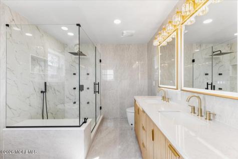 5 Shore Pine Drive Brick NJ 08723