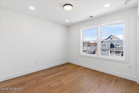 5 Shore Pine Drive Brick NJ 08723