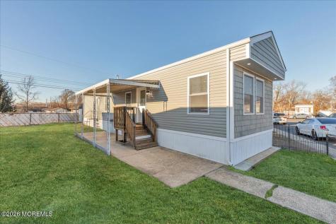 58 Locust Grove Hazlet NJ 07730