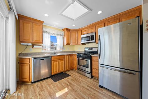 16 Jeffrey Drive Beach Haven West NJ 08050