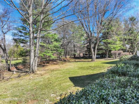 1 Tuller Court Lincroft NJ 07738