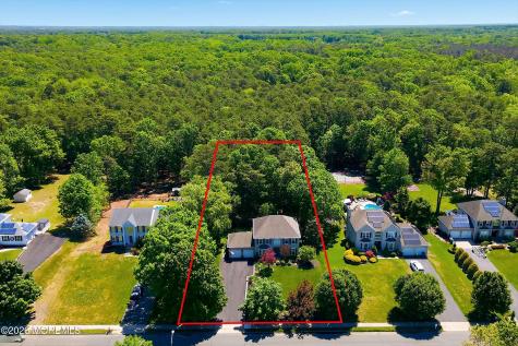 618 Winterberry Boulevard Jackson NJ 08527