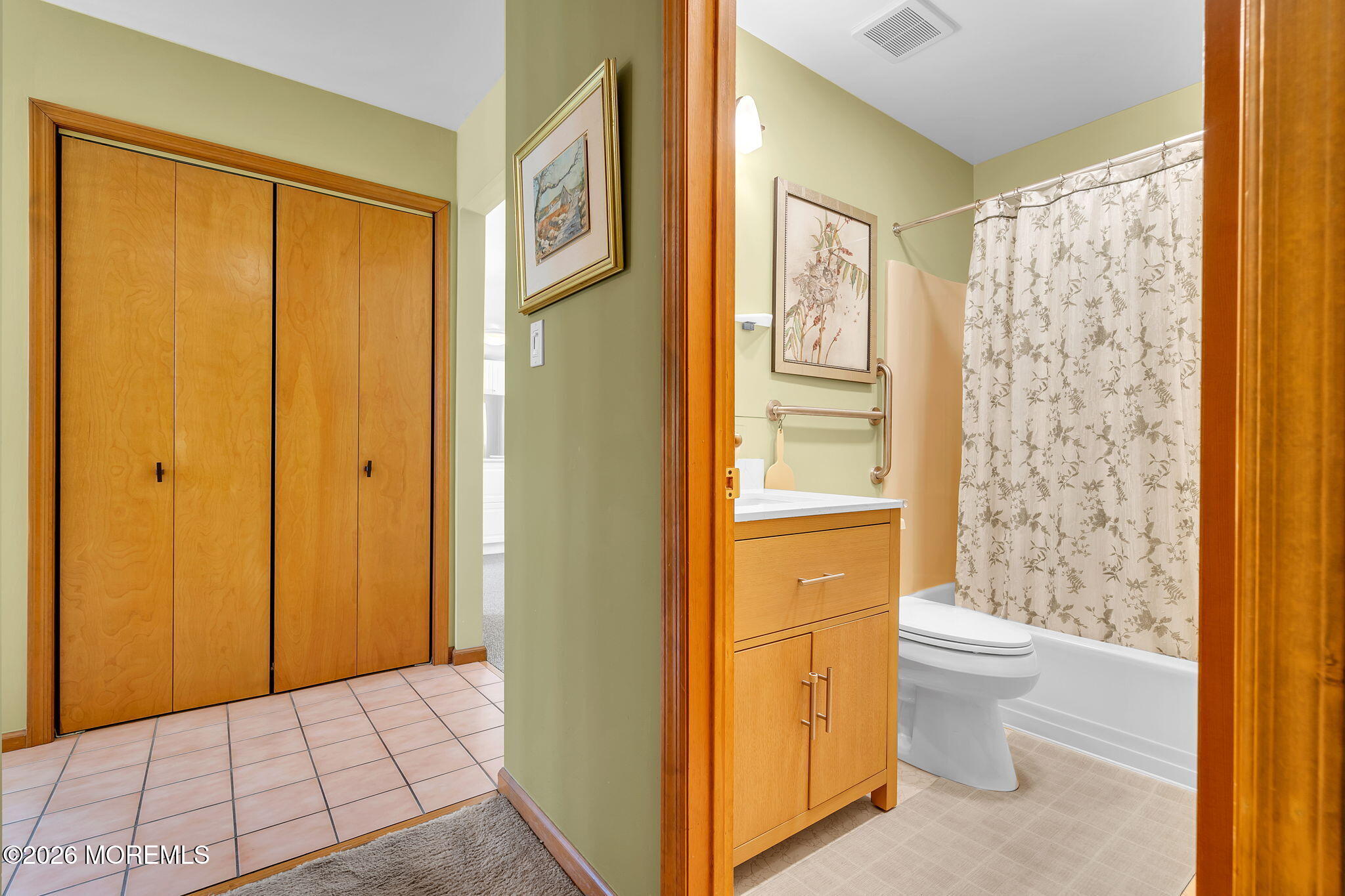 307 E Elm Avenue Galloway NJ 08205