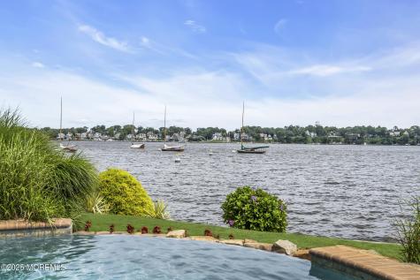 99 Holly Lane Bayville NJ 08721