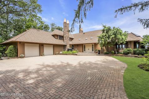 99 Holly Lane Bayville NJ 08721