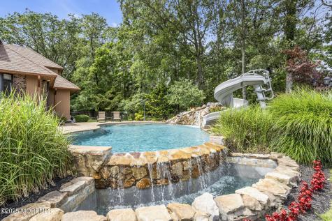 99 Holly Lane Bayville NJ 08721
