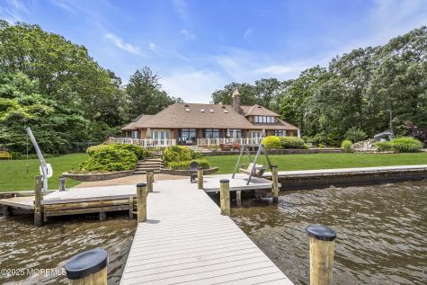 99 Holly Lane Bayville NJ 08721