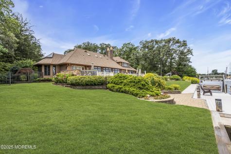 99 Holly Lane Bayville NJ 08721
