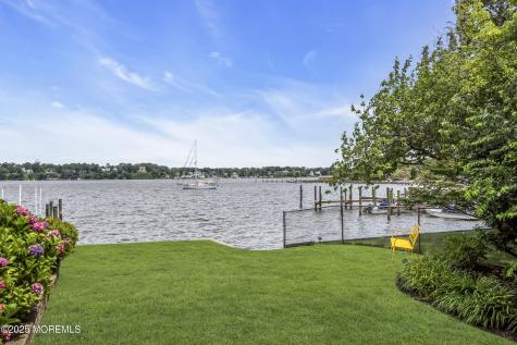 99 Holly Lane Bayville NJ 08721