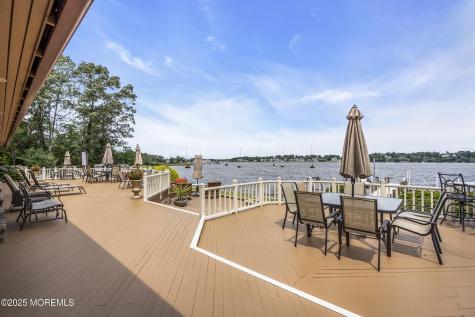 99 Holly Lane Bayville NJ 08721