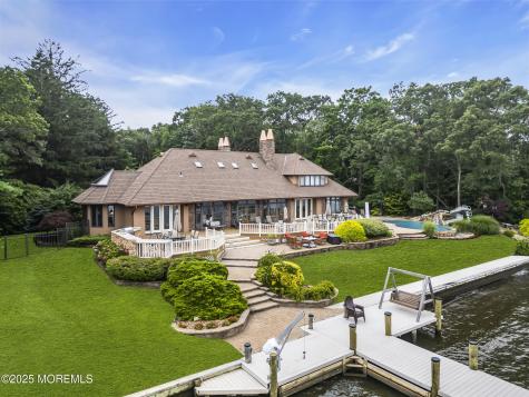 99 Holly Lane Bayville NJ 08721