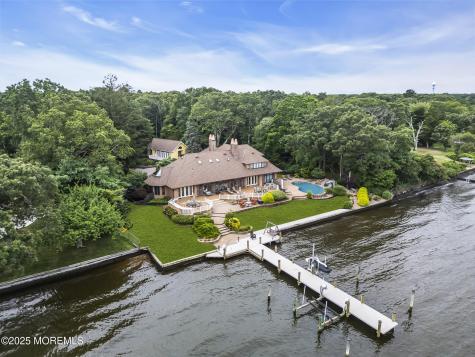99 Holly Lane Bayville NJ 08721