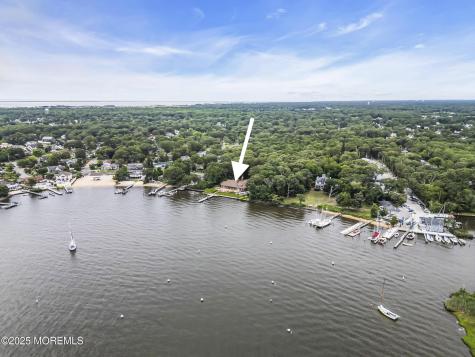 99 Holly Lane Bayville NJ 08721