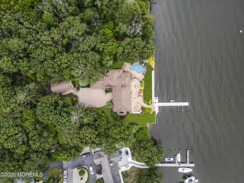 99 Holly Lane Bayville NJ 08721