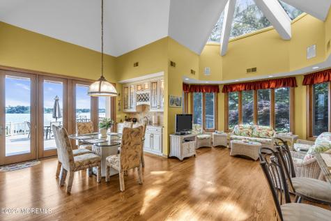 99 Holly Lane Bayville NJ 08721