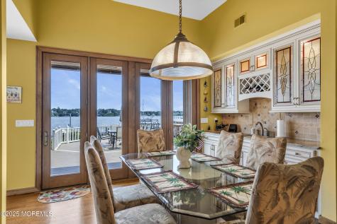 99 Holly Lane Bayville NJ 08721