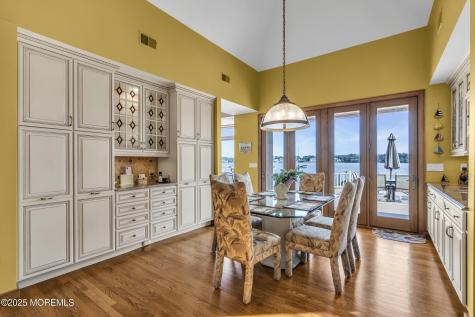 99 Holly Lane Bayville NJ 08721