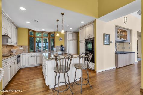 99 Holly Lane Bayville NJ 08721