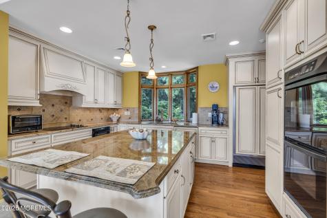 99 Holly Lane Bayville NJ 08721