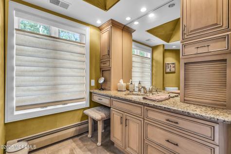 99 Holly Lane Bayville NJ 08721