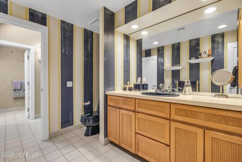 99 Holly Lane Bayville NJ 08721