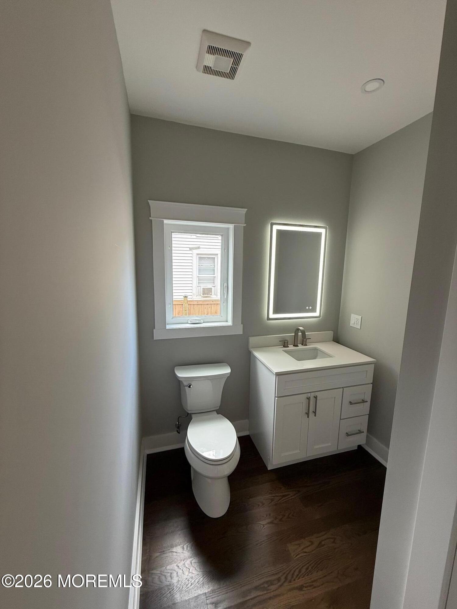21 Bellevue Avenue Leonardo NJ 07737