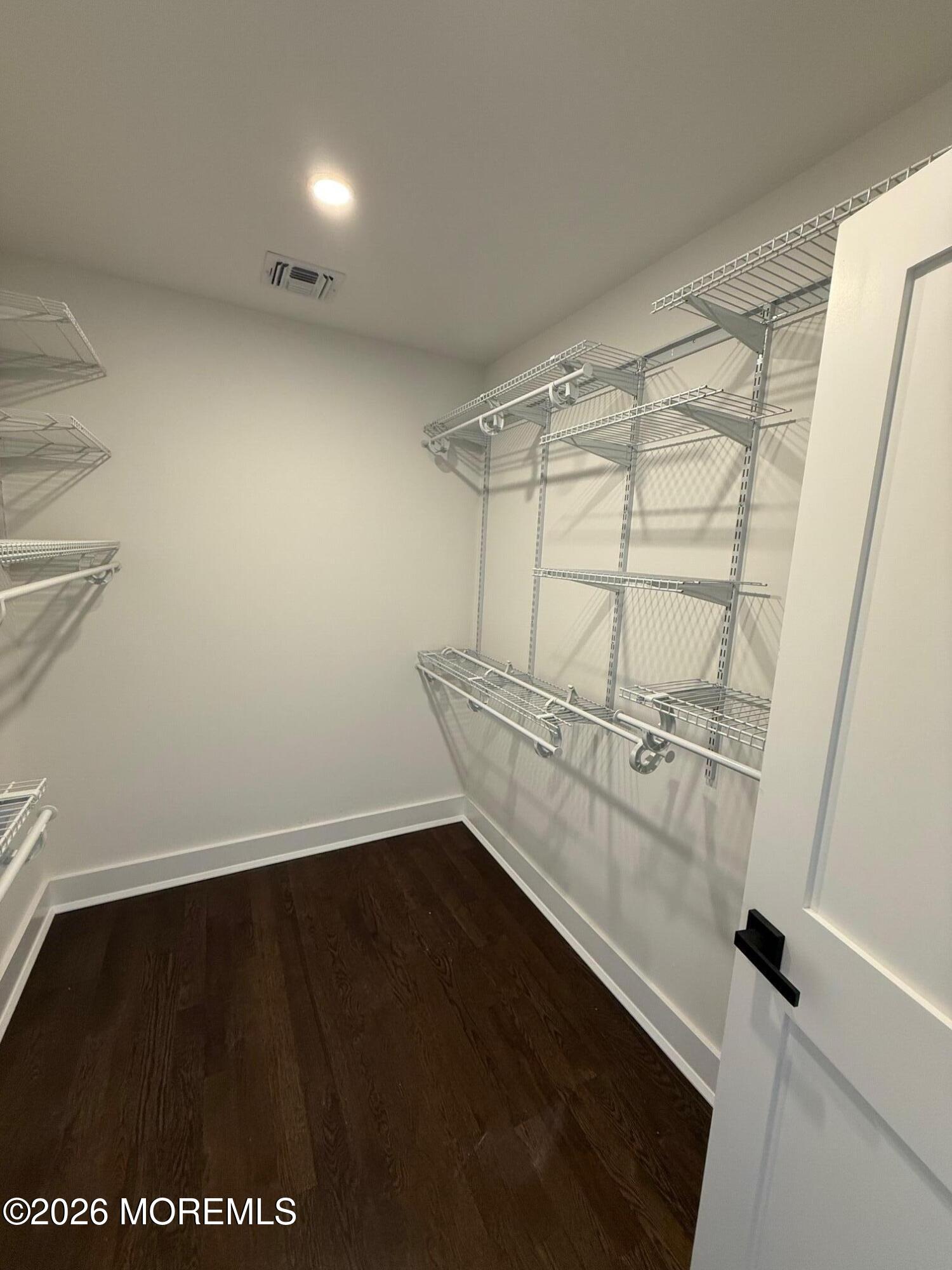 21 Bellevue Avenue Leonardo NJ 07737