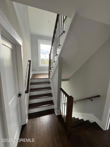 21 Bellevue Avenue Leonardo NJ 07737