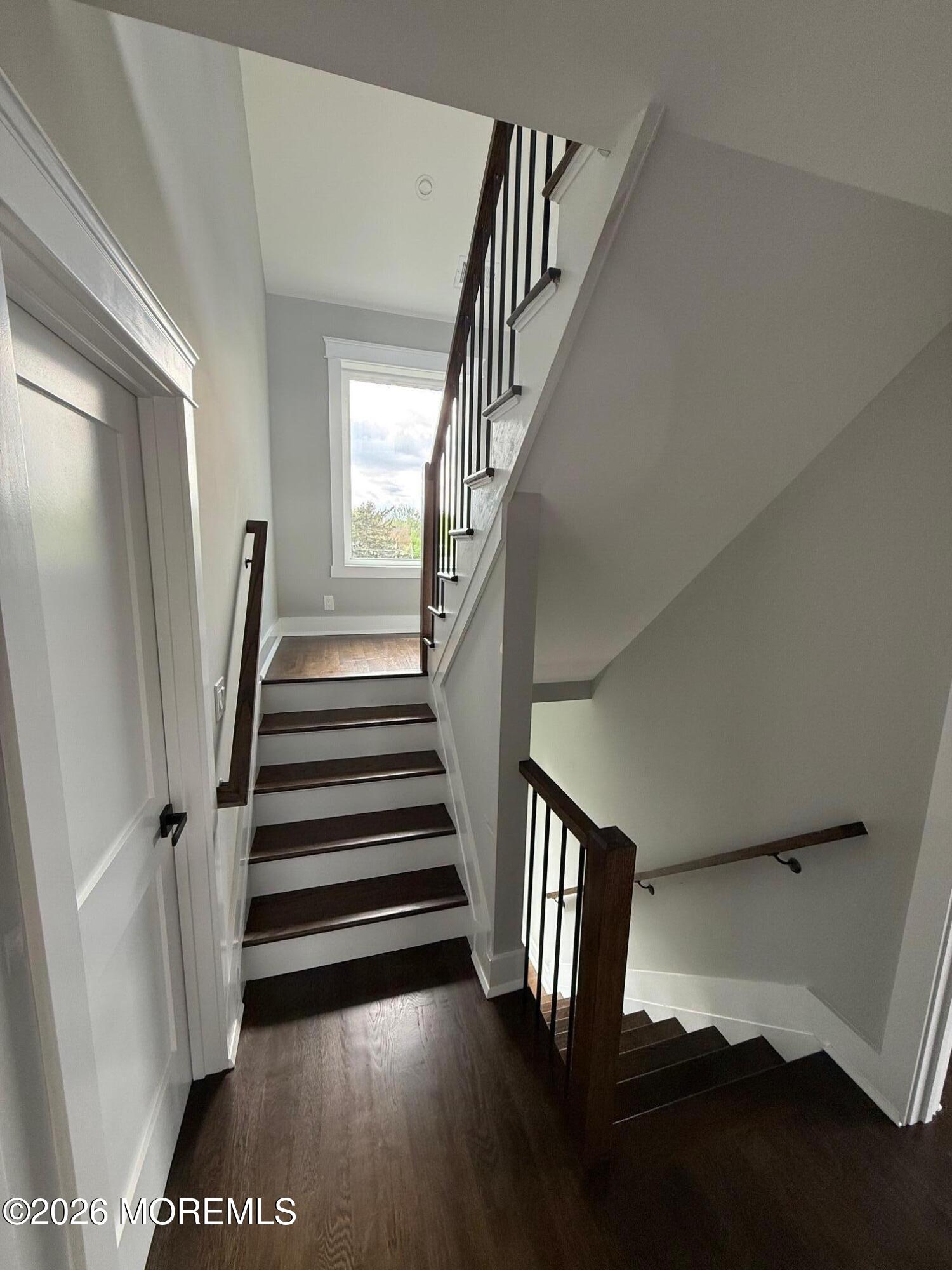 21 Bellevue Avenue Leonardo NJ 07737