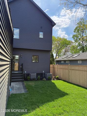21 Bellevue Avenue Leonardo NJ 07737