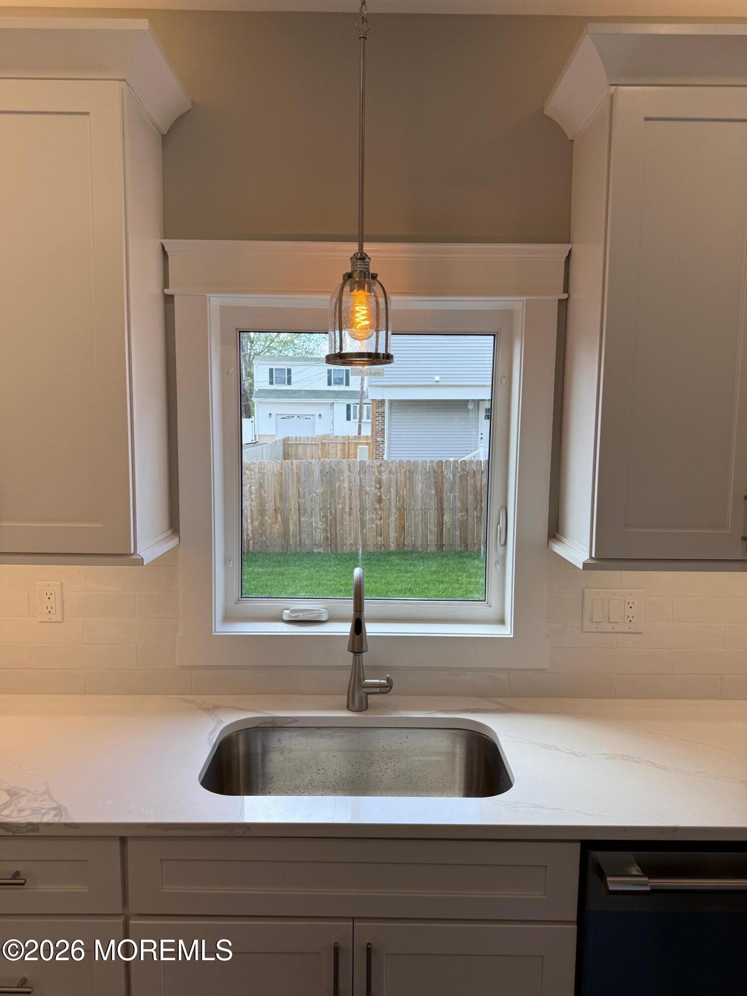 21 Bellevue Avenue Leonardo NJ 07737