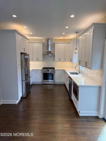 21 Bellevue Avenue Leonardo NJ 07737