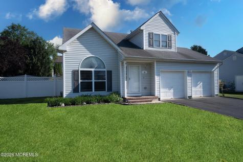 23 Grand Teton Avenue Howell NJ 07731