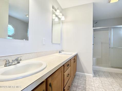 11 Rocky Hill Road Manahawkin NJ 08050