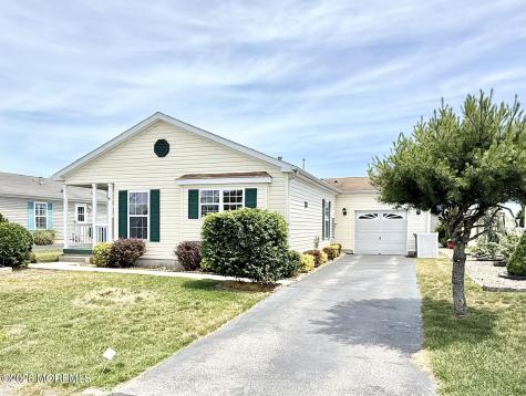 11 Rocky Hill Road Manahawkin NJ 08050