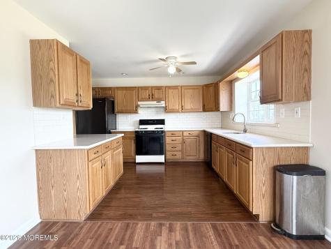 11 Rocky Hill Road Manahawkin NJ 08050