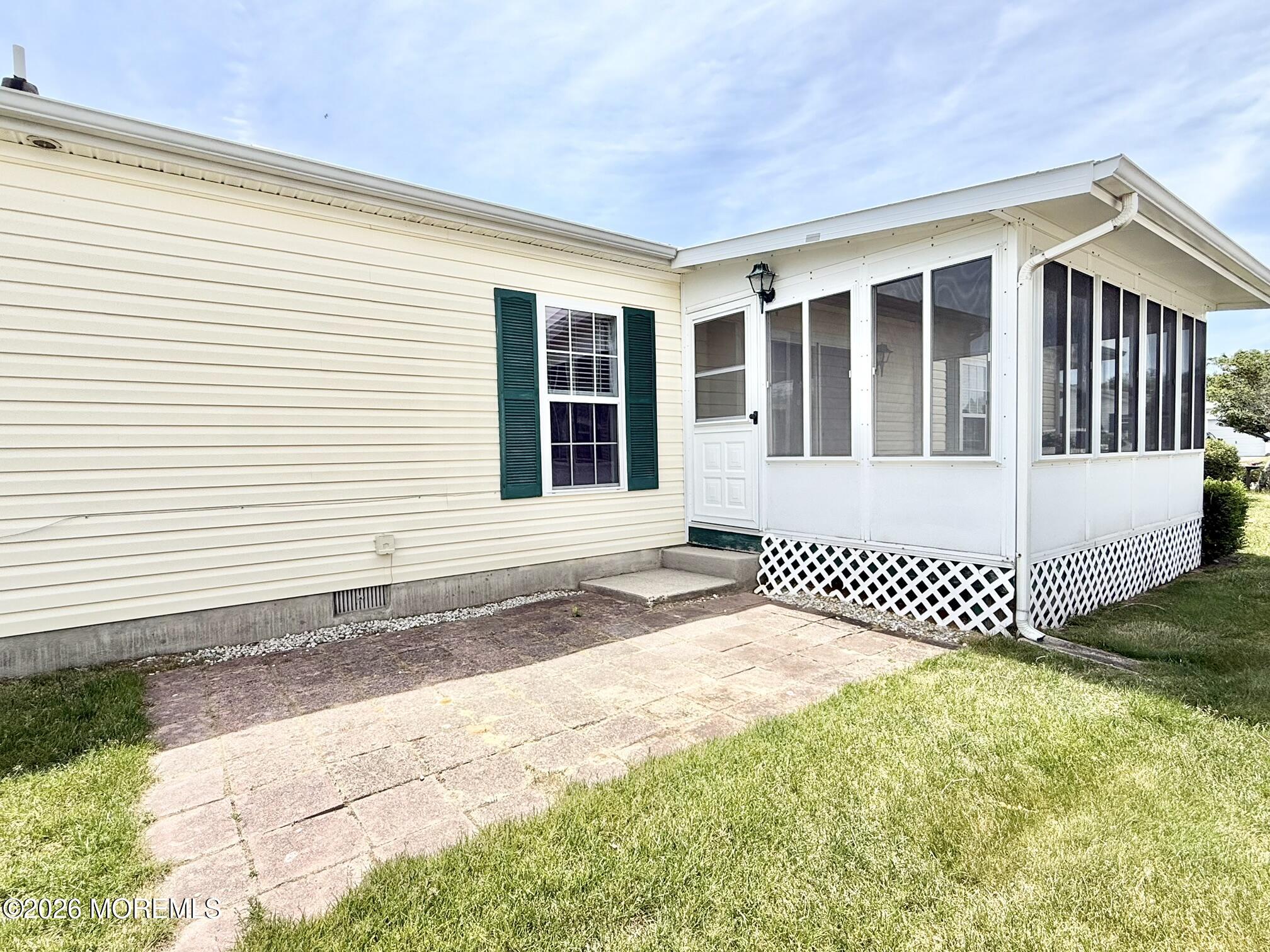 11 Rocky Hill Road Manahawkin NJ 08050