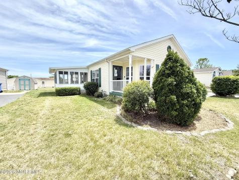11 Rocky Hill Road Manahawkin NJ 08050