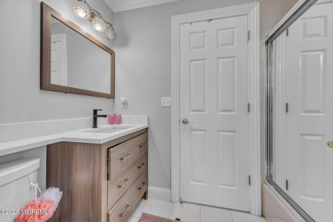 8 Kudyba Court Manalapan NJ 07726