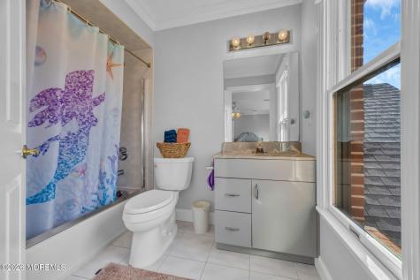 8 Kudyba Court Manalapan NJ 07726