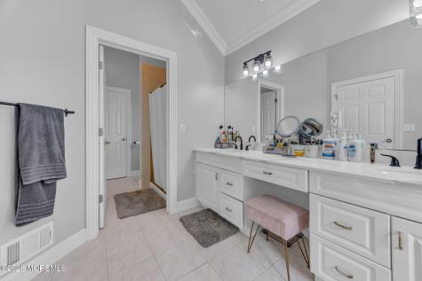 8 Kudyba Court Manalapan NJ 07726