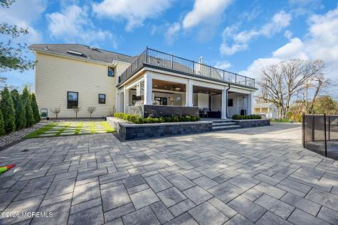 8 Kudyba Court Manalapan NJ 07726