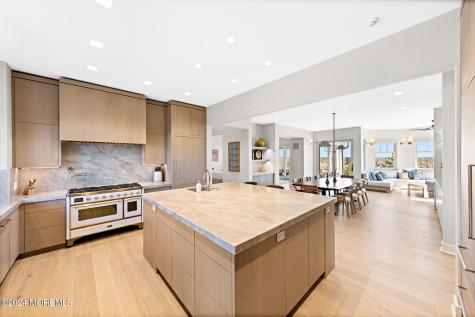 1437 Ocean Avenue Mantoloking NJ 08738