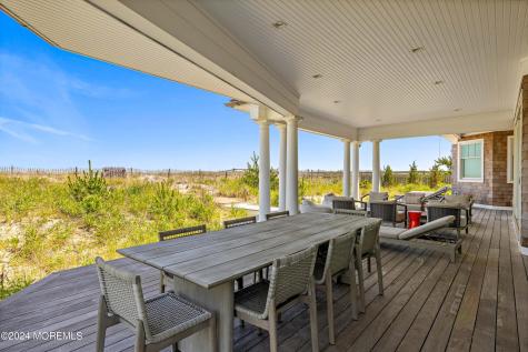 1437 Ocean Avenue Mantoloking NJ 08738
