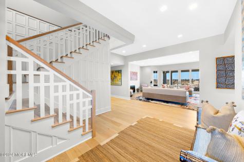 1437 Ocean Avenue Mantoloking NJ 08738