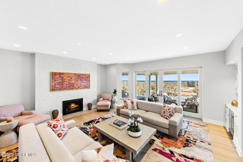 1437 Ocean Avenue Mantoloking NJ 08738